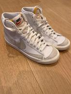 Nike Blazer Mid '77 - Klassieke Sneakers, Kleding | Dames, Schoenen, Nike, Ophalen of Verzenden, Zo goed als nieuw, Wit