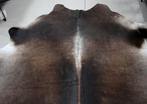 Mooi donkerbruin vloerkleed koeienhuid koeienvacht 205x210, Ophalen of Verzenden, 200 cm of meer, Bruin, Overige vormen
