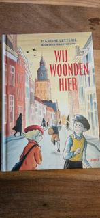 martine Letterie Wij woonden hier., Boeken, Ophalen of Verzenden, Zo goed als nieuw