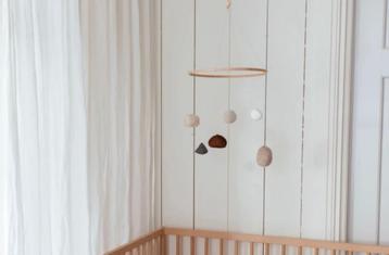 Box hanger/baby box mobiel Nanami beschikbaar voor biedingen