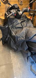 Beenkleed Piaggio MP3 HPE 300 (2019-2023) Origineel, Motoren, Ophalen of Verzenden, Nieuw