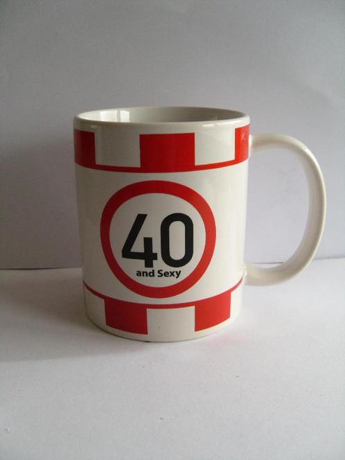 Verjaardag 40 Jaar Beker Mok Verjaardagscadeau, Huis en Inrichting, Keuken | Servies, Zo goed als nieuw, Kop(pen) en/of Schotel(s)