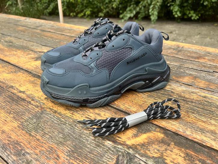 Balenciaga Triple S maat 43 zo goed als nieuw, Kleding | Heren, Schoenen, Zo goed als nieuw, Sneakers of Gympen, Blauw, Ophalen of Verzenden