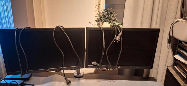 2 HP computerschermen op 1 Houder, Computers en Software, Monitoren, 60 Hz of minder, IPS, Ophalen