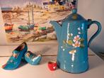 Frans blauw koffiepotje met dik opgelegd motief., Antiek en Kunst, Antiek | Emaille, Ophalen of Verzenden