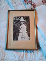 Oud fotolijstje met bol glas ( nr.15), Antiek en Kunst, Ophalen of Verzenden