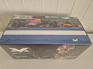 max verstappen 1:18 rb19  special livery austin ongeopend !! beschikbaar voor biedingen