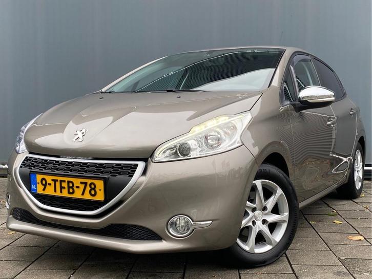 Peugeot 208 BWJ 2014 | 1.2 VTi 82PK Urban Soul | AIRCO | TRE, Auto's, Peugeot, Bedrijf, Te koop, ABS, Airbags, Airconditioning