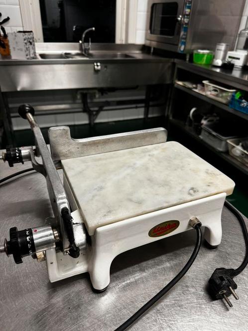 Boska Unika+ kaassnijder. Professioneel, verwarmd mes, Huis en Inrichting, Keuken | Keukenbenodigdheden, Gebruikt, Ophalen of Verzenden