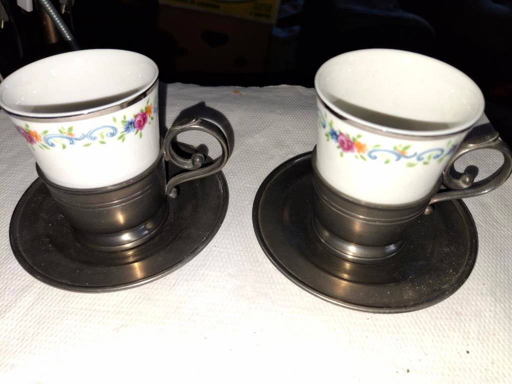 Oude RIO-Tin Tiel Kopjes met Schotels, Ophalen of Verzenden