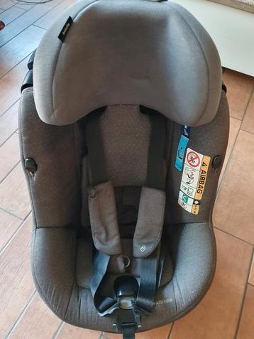 Maxi cosi beschikbaar voor biedingen