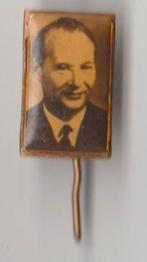 Portret speld oude beroemdheid. mogelijk (cultuur)historicus, Verzenden, Zo goed als nieuw