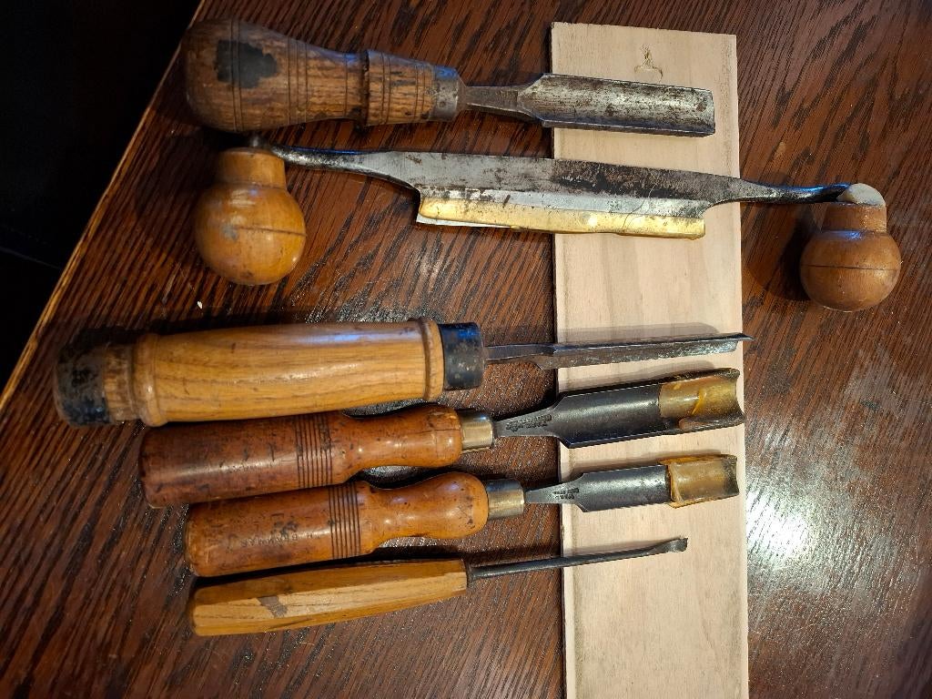 Hout gutsen en trekmes., Ophalen, Gebruikt