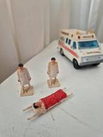 UNIEKE SET MATCHBOX                   politie en ambulance, Hobby en Vrije tijd, Modelauto's | 1:43, Ophalen of Verzenden, Zo goed als nieuw