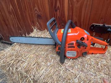 Nette husqvarna kettingzaag beschikbaar voor biedingen