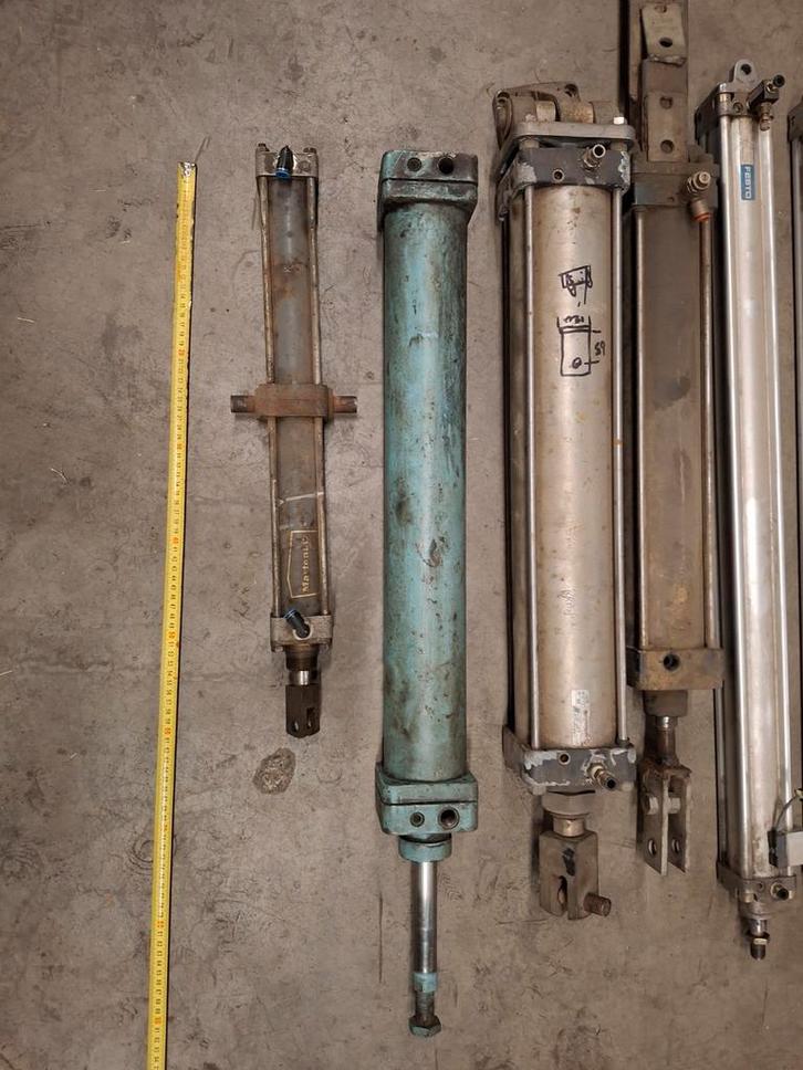 Luchtcilinders en Ventielen, Doe-het-zelf en Verbouw, Gereedschap | Machine-onderdelen en Toebehoren, Ophalen