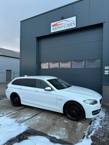 BMW 5-Serie 520i 2.0 Touring Aut8 2015 Wit- COMPLEET IN ORDE beschikbaar voor biedingen