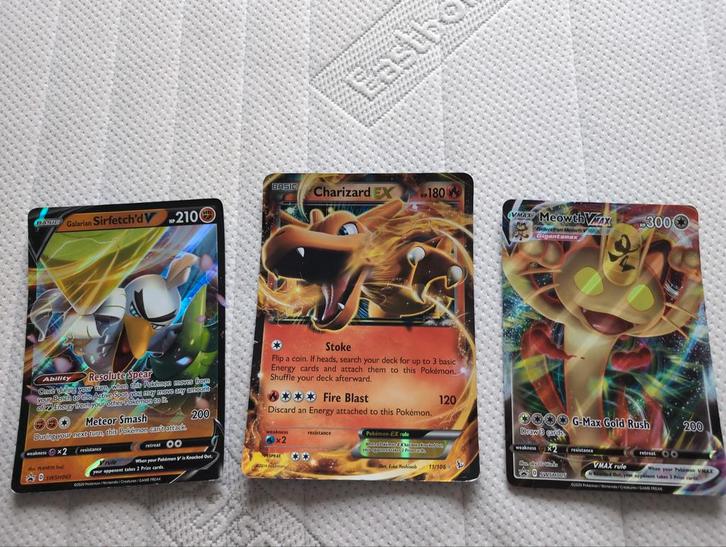Grote Pokemon Kaarten, Hobby en Vrije tijd, Verzamelkaartspellen | Pokémon, Zo goed als nieuw, Meerdere kaarten, Foil, Ophalen of Verzenden