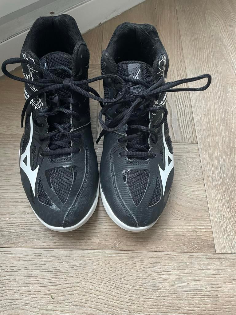 Mizuno Zaalschoenen maat 38 - Zo Goed Als Nieuw!, Sport en Fitness, Korfbal, Ophalen of Verzenden, Zo goed als nieuw, Schoenen