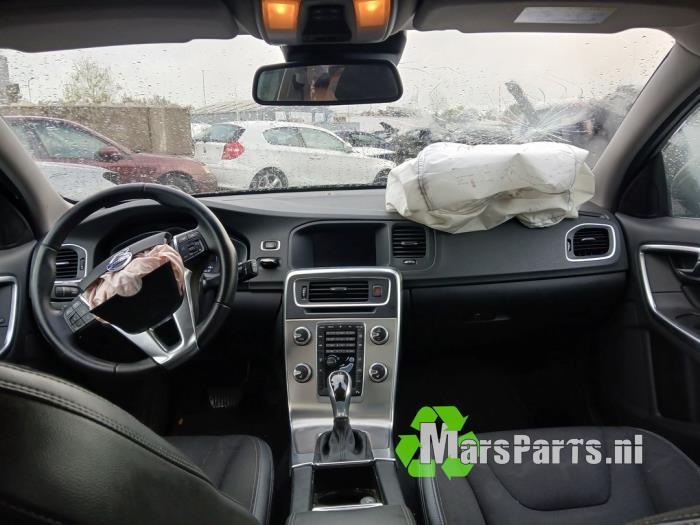 Kachel Bedieningspaneel van een Volvo V60, Gebruikt, -, -, Ophalen of Verzenden