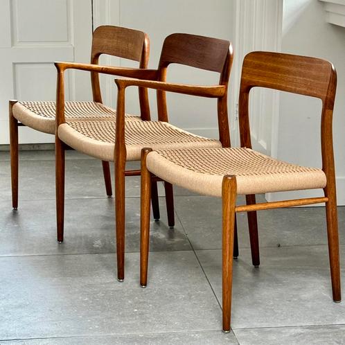 Gerestaureerde vintage Moller Deens design stoelen oud eiken, Huis en Inrichting, Stoelen, Zo goed als nieuw, Drie, Hout, Overige materialen