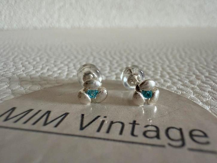 R140/Zilveren Topaas Bloem oor knopjes, Sieraden, Tassen en Uiterlijk, Oorbellen, Gebruikt, Zilver, Blauw, Verzenden