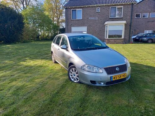 Fiat Croma 2.2 16V 2006 Grijs, Auto's, Fiat, Particulier, Croma, ABS, Airbags, Airconditioning, Alarm, Centrale vergrendeling
