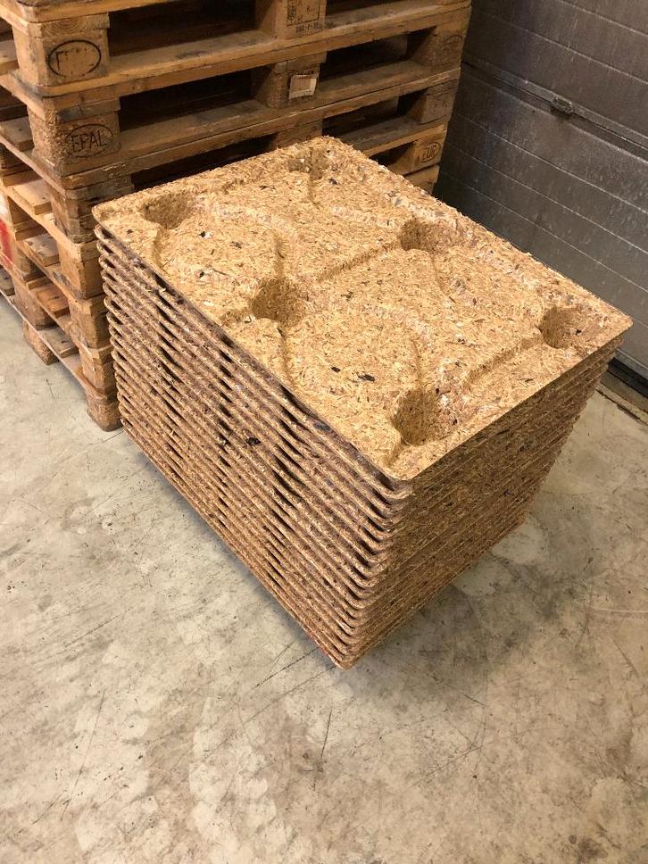 Pallets - geperst - half en kwart, Doe-het-zelf en Verbouw, Hout en Planken, Gebruikt, Pallet, Overige houtsoorten, Minder dan 200 cm