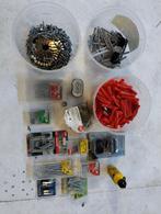 Bevestigingsmateriaal: Pluggen, Schroeven, Nagels, Bouten, Ophalen of Verzenden, Gebruikt