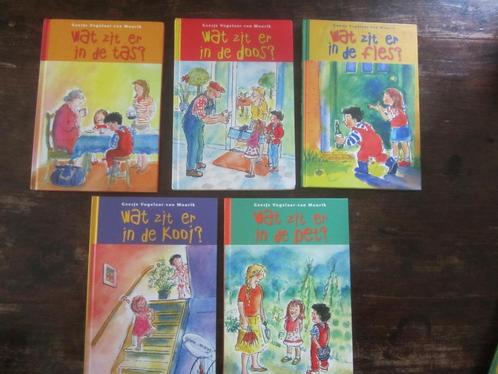 Geesje Vogelaar van Mourik Wat zit er in fles/doos/pet/bloem, Boeken, Kinderboeken | Jeugd | onder 10 jaar, Zo goed als nieuw