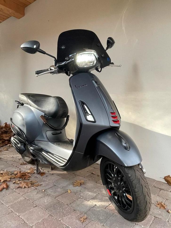 Vespa Sprint 2019 - SCM/CCV Klasse 3 alarm, Fietsen en Brommers, Brommeronderdelen | Scooters, Gebruikt, Vespa, Overige typen