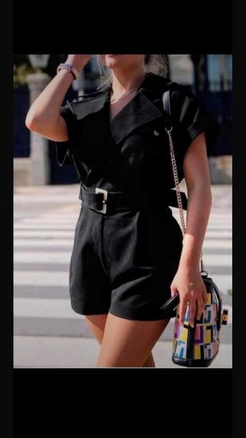 Topper! Deze Zwarte JoshV, Josh V playsuit in maat S. beschikbaar voor biedingen