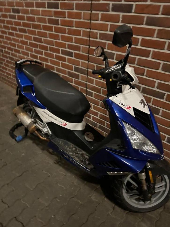 Te koop speedfight 3, Fietsen en Brommers, Scooters | Peugeot, Zo goed als nieuw, Speedfight, Benzine, Ophalen of Verzenden