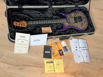Ernie Ball MusicMan Luke III Grapes of Wrath Toto. beschikbaar voor biedingen