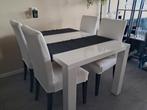 Eettafel (hoogglans wit) met 4 stoelen, Ophalen, Gebruikt, 100 tot 150 cm, 50 tot 100 cm