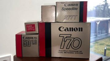 Canon T70 set (bijna nieuw)