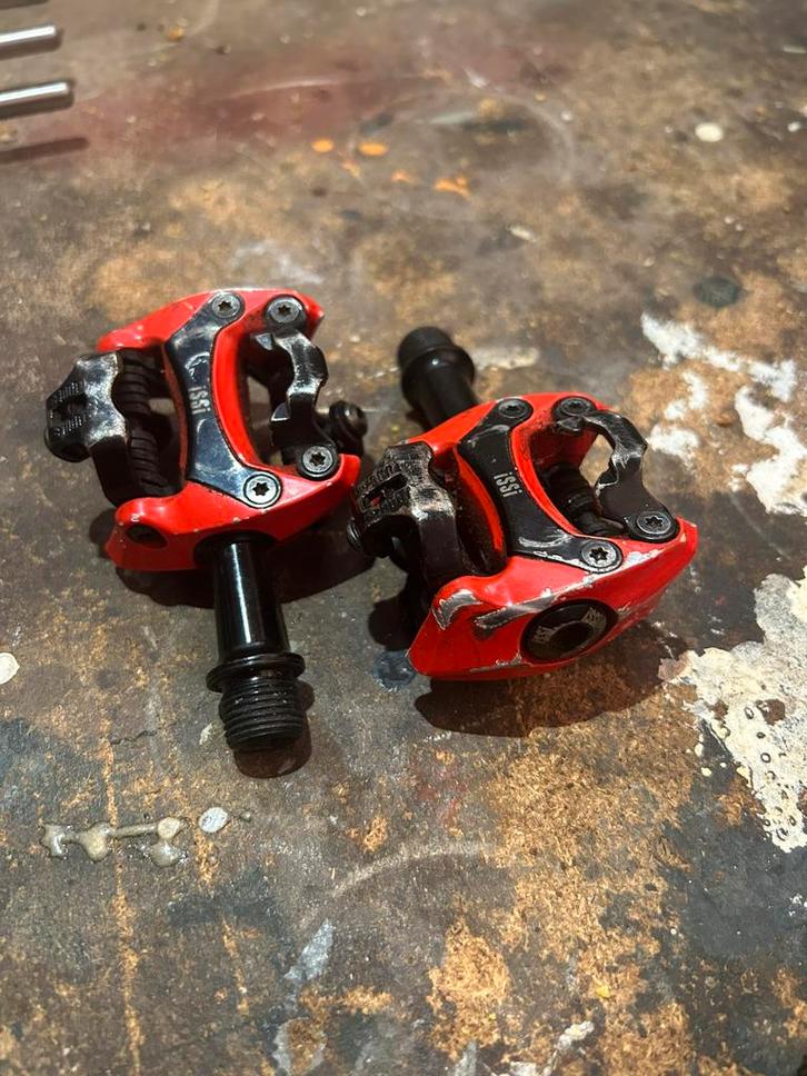 Look, isis en shimano pedalen. 105 achter derailleur, Fietsen en Brommers, Fietsonderdelen, Gebruikt, Mountainbike, Crankstel of Pedalen