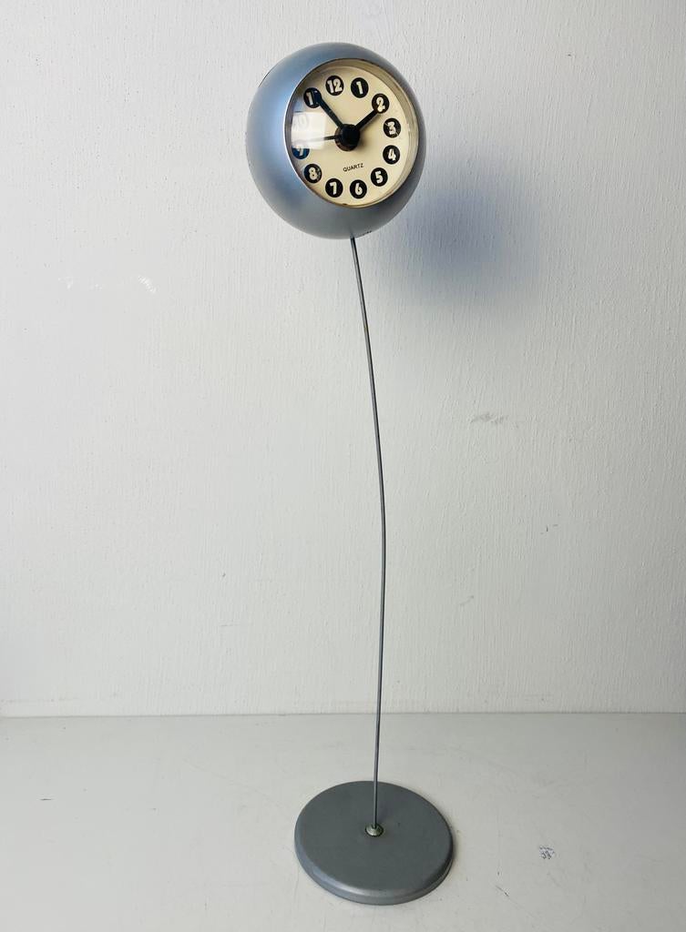 Eye Ball jaren 70 klokje , Space Age, Huis en Inrichting, Gebruikt, Wekker of Tafelklok, Onbekend, Ophalen of Verzenden