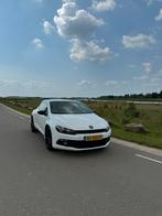 Volkswagen Scirocco 2.0 TSI 155KW DSG 2010 Wit, Auto's, 65 €/maand, 4 cilinders, 1984 cc, 4 stoelen
