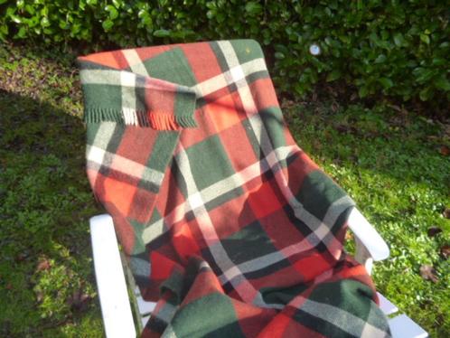 Aabe grote wollen plaid 190 x 140 cm zgan, Huis en Inrichting, Woonaccessoires | Plaids en Woondekens, Zo goed als nieuw, Ophalen of Verzenden