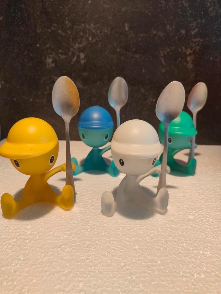 4 verschillende Alessi Eierdopjes Cico - Design Klassieker, Huis en Inrichting, Keuken | Keukenbenodigdheden, Zo goed als nieuw
