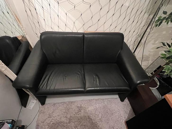 Leren Tweezitsbank - Stijlvol en Comfortabel, Huis en Inrichting, Banken | Bankstellen, Gebruikt, Rechte bank, Tweepersoons, Minder dan 150 cm