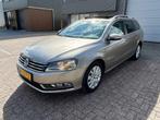 Volkswagen - 2013 - Passat Variant - 2.0 TDI R-line BlM - RK, Auto's, Voorwielaandrijving, Euro 5, 4 cilinders, Bruin