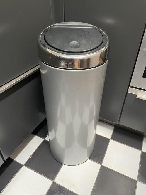 Brabantia Afvalemmer 30L, Huis en Inrichting, Woonaccessoires | Prullenbakken, Gebruikt, Metaal, 50 tot 75 cm, 20 tot 30 liter