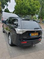 Mitsubishi Outlander 2.0 Dohc Mivec Phev 203pk 4WD CVT 5P, 1998 cc, Outlander, Zwart, 4 cilinders