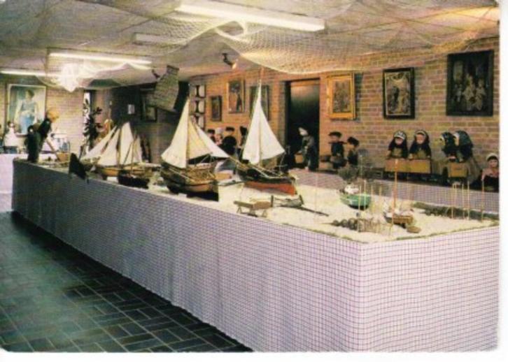 SPAKENBURG,- Klederdracht en Visserijmuseum.30-10, Verzamelen, Ansichtkaarten | Nederland, Gelopen, Utrecht, 1960 tot 1980, Ophalen of Verzenden