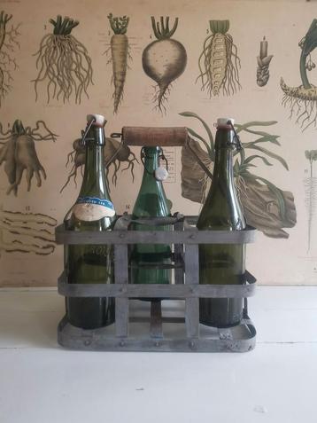 Brocante Frans zinken flessen rek beschikbaar voor biedingen