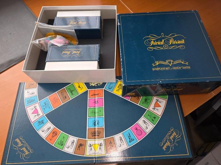 Trivial Pursuit bordspel (Triviant) 2e Genius editie, Hobby en Vrije tijd, Gezelschapsspellen | Bordspellen, Gebruikt, Vijf spelers of meer