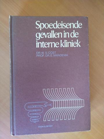  Spoedeisende gevallen in de interne kliniek. Cost, Dr. W.S. beschikbaar voor biedingen