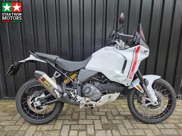 Ducati Desert X Akrapovic beschikbaar voor biedingen